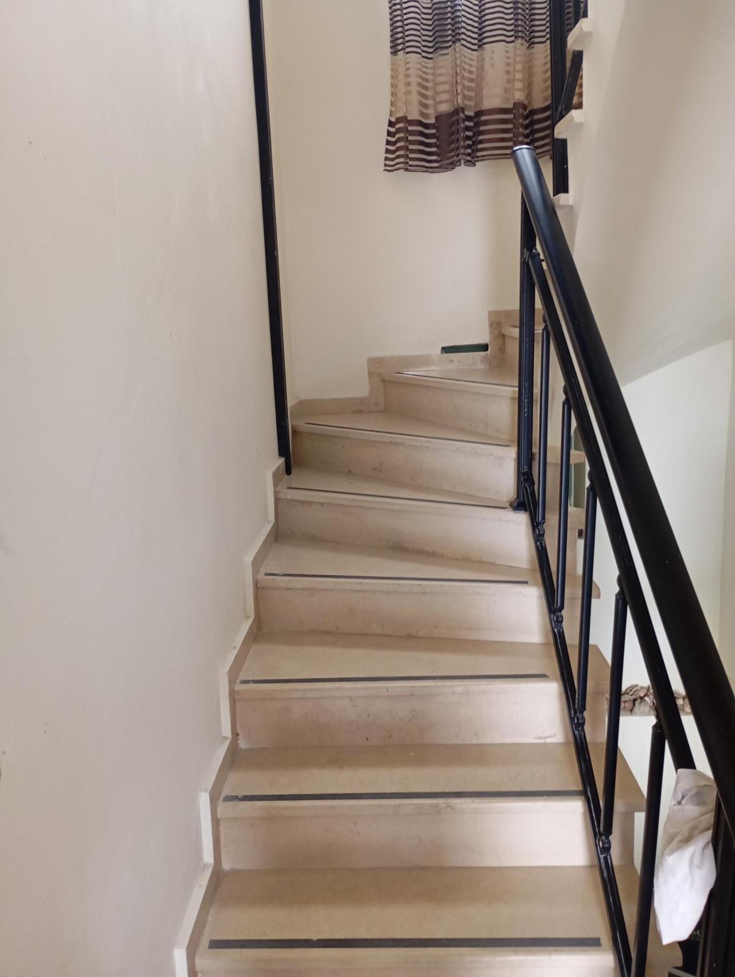 Hotel Pyrgos Sofokleous Mytilíni Exterior foto