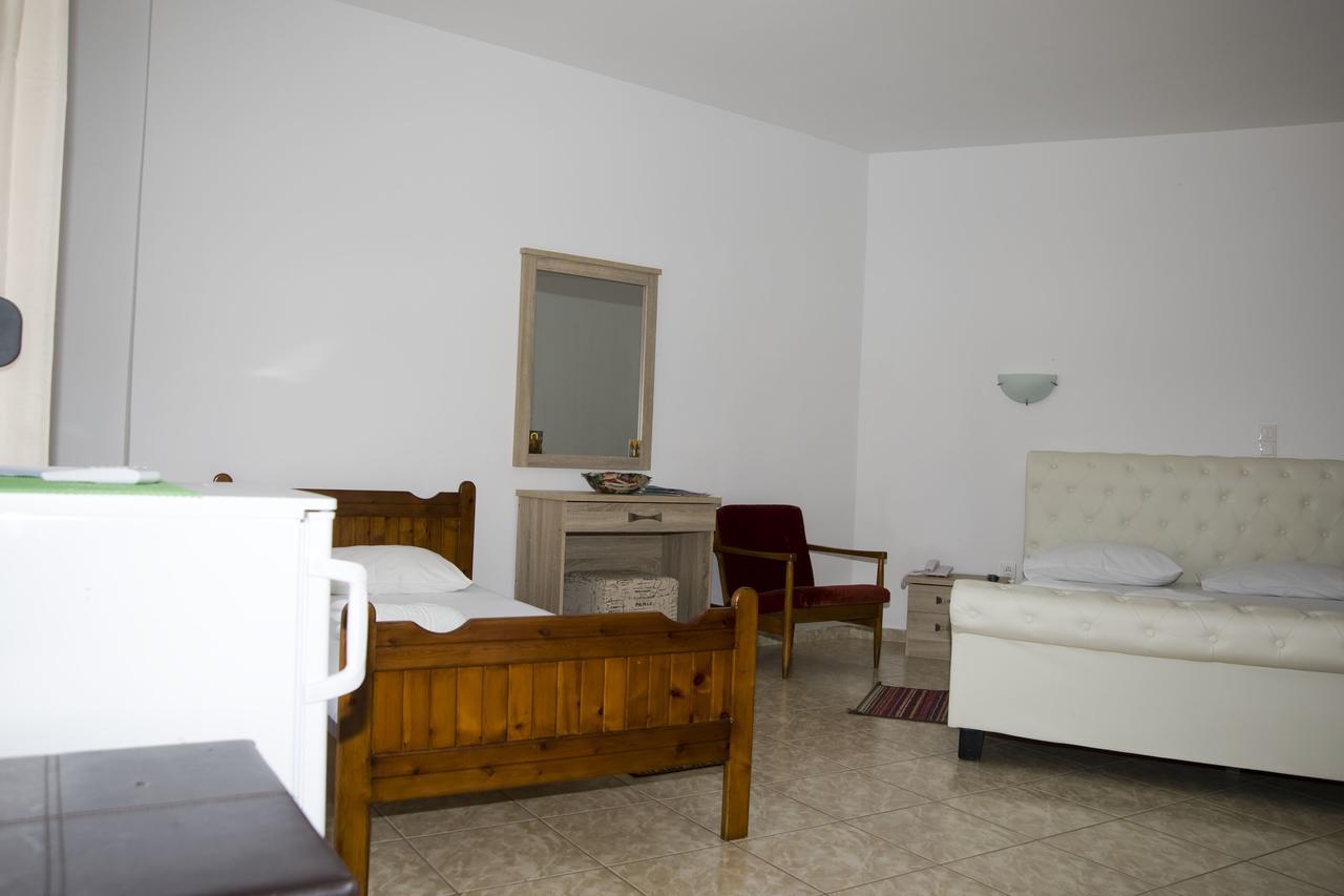 Hotel Pyrgos Sofokleous Mytilíni Exterior foto